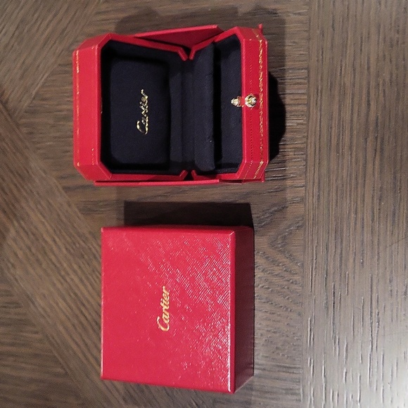 Cartier Earing Box - Picture 2 of 4